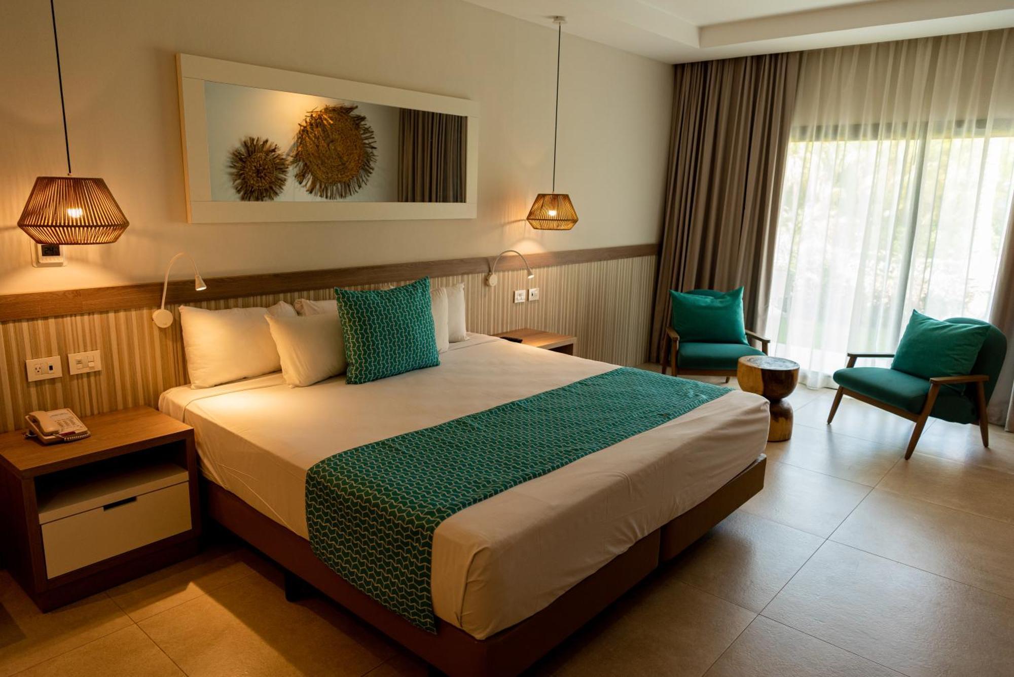 Bahia Principe Grand Punta Cana Eksteriør bilde A room at the Iberostar Grand Hotel Bávaro