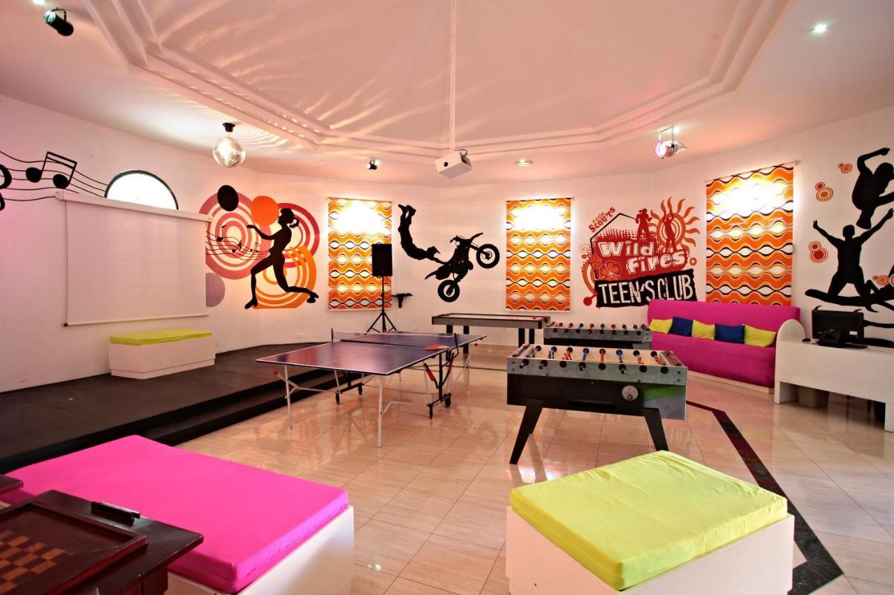 Bahia Principe Grand Punta Cana Eksteriør bilde The Teen Studio